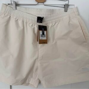 The North Face Shorts XXL 2XL BNWT PLUS SIZE